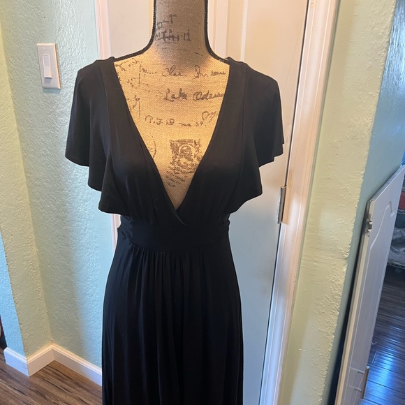 GAP Dresses & Skirts - Gap black flutter sleeve , back tie ,slip on , lightweight dress